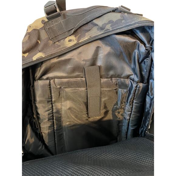 Heavy Duty Camo Tactical Backpack XL - Picture 5 of 5